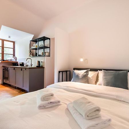Comfortable Old Town Apartment Варшава Екстериор снимка