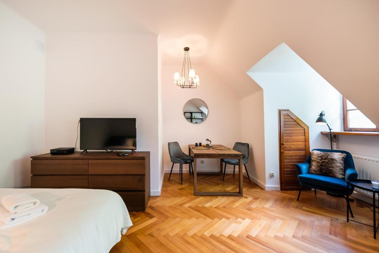 Comfortable Old Town Apartment Варшава Екстериор снимка