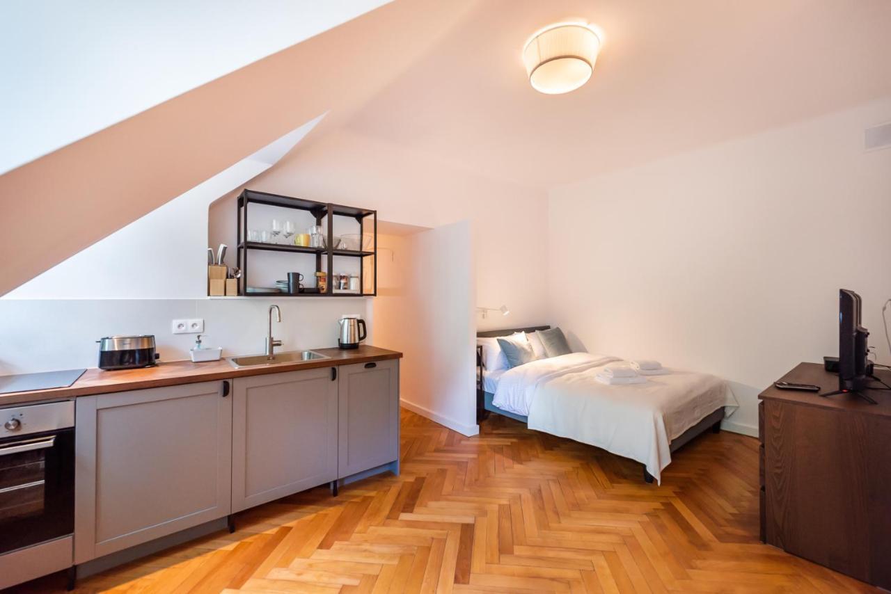 Comfortable Old Town Apartment Варшава Екстериор снимка