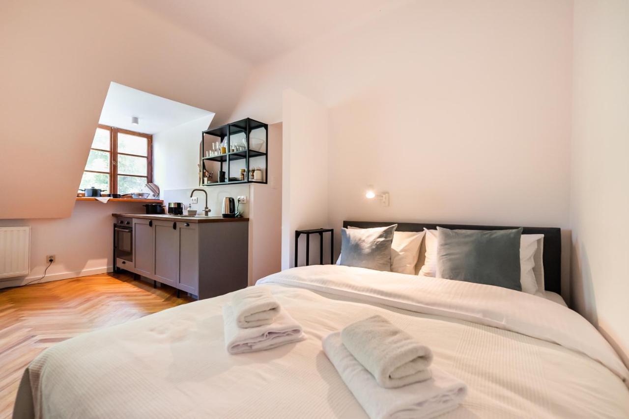 Comfortable Old Town Apartment Варшава Екстериор снимка
